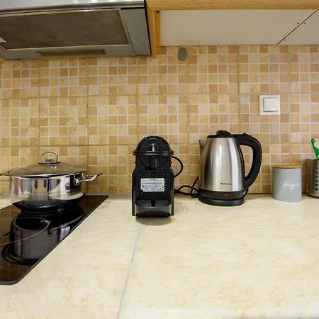 Apartment Spacious And Modern One Bedroom Athens